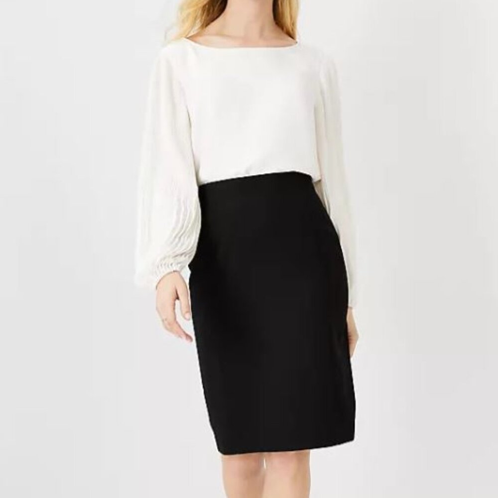 NWT Ann Taylor The Seamed Pencil Skirt in Seasonless Stretch! Sz 10! $89